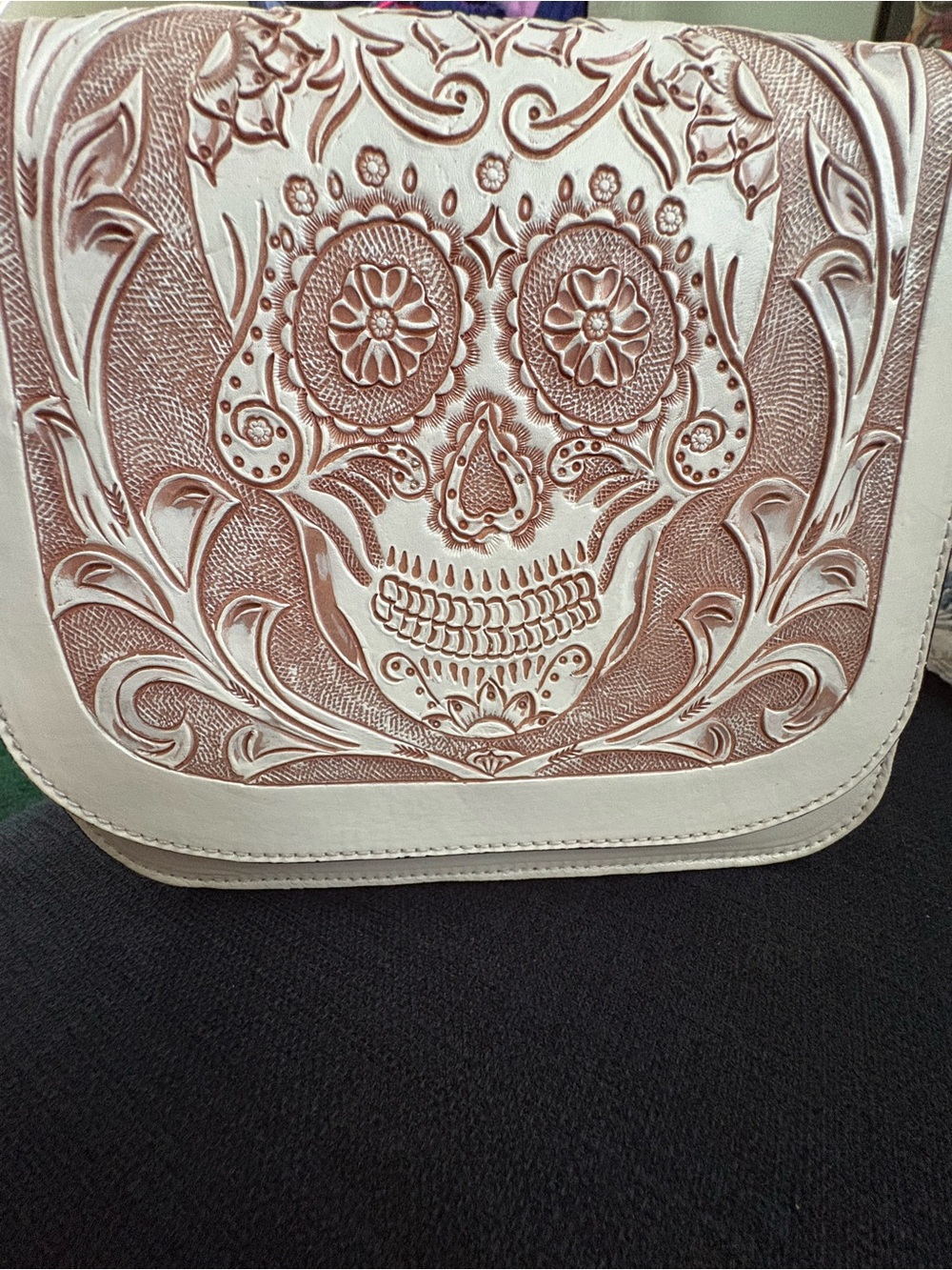 Embossed Sugar Skull Crossbody Bag - White & Rose Gold - Picture 3 of 8